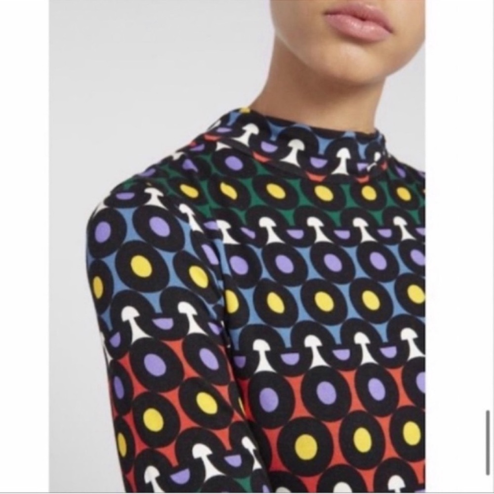 Alice and Olivia “Delora Rainbow Dot Geometric Dress" - Picture 4 of 11